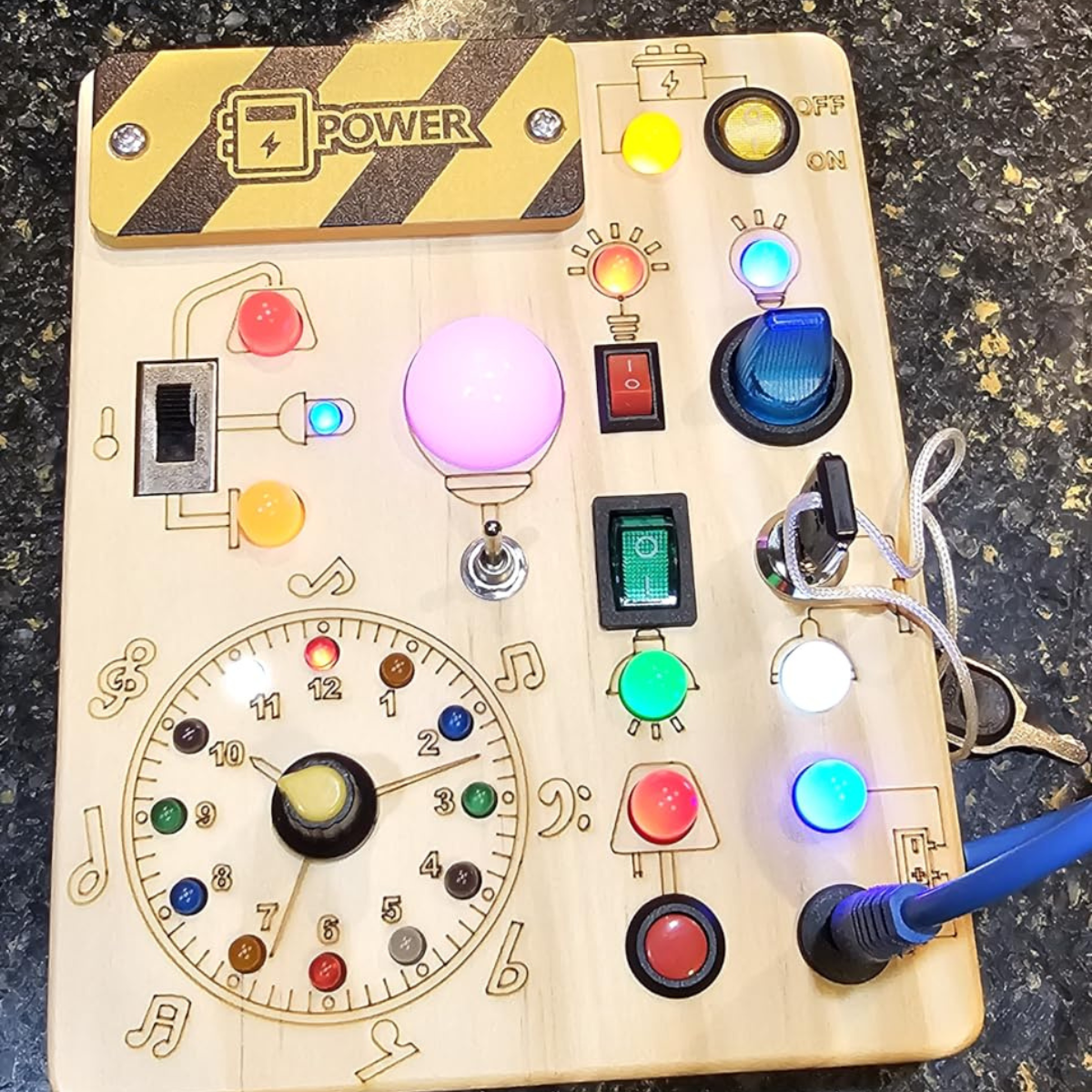 Montessori - Spillebræt til glade, nysgerrige børn